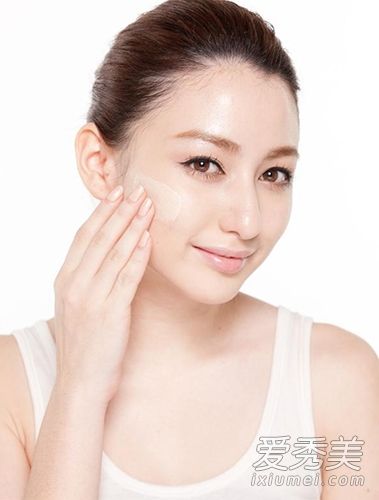 不在底部卸妆的秘诀是掌握10个要点。