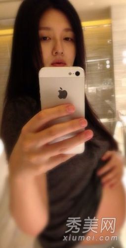 当怀孕的照片仍然美丽时，孕妇如何保护她们的皮肤？