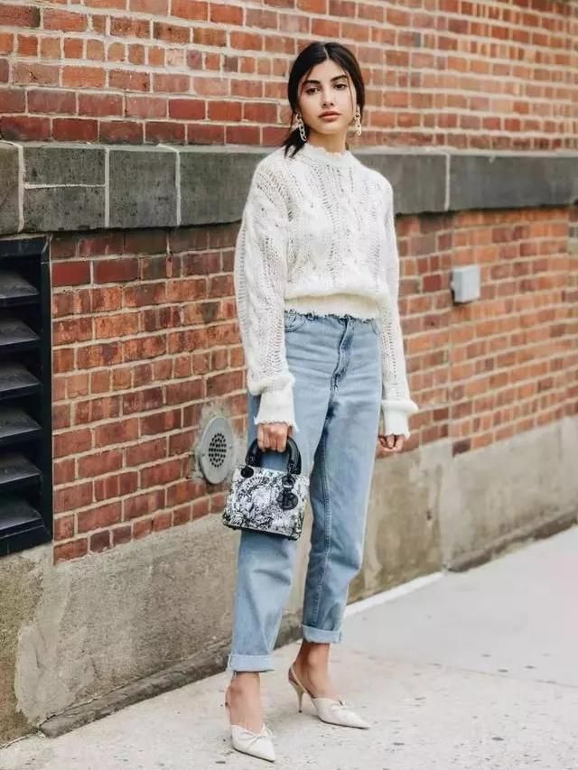 收起你的小黑裤,这4条裤子才是今年流行款,时髦显瘦还很百搭