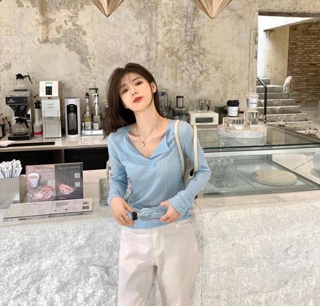 想要穿成“时髦精”？这些穿搭要掌握，简单时尚显个性