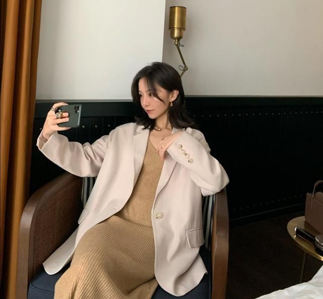 气质女人十组穿搭模板,优雅大方又简单,让女人的穿搭不“翻车”