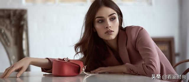 7种轻松又不失优雅的造型,全面升级你的女装穿搭理念