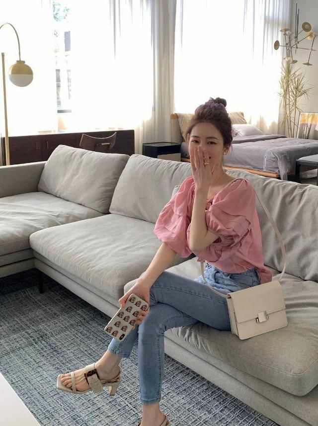 初夏时尚女装上线,10套可甜可盐的穿搭组合,让你美美出门