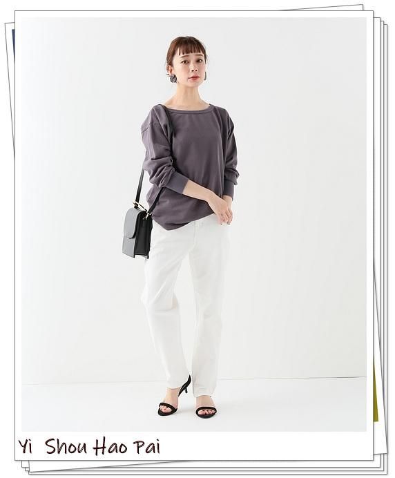 白色牛仔裤的日系轻熟搭配示范，很适合30-45岁的女人