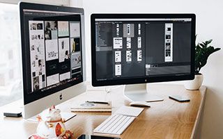 胖人怎么穿衣服，一般不建议穿较浅的颜色浅显得人体较大。