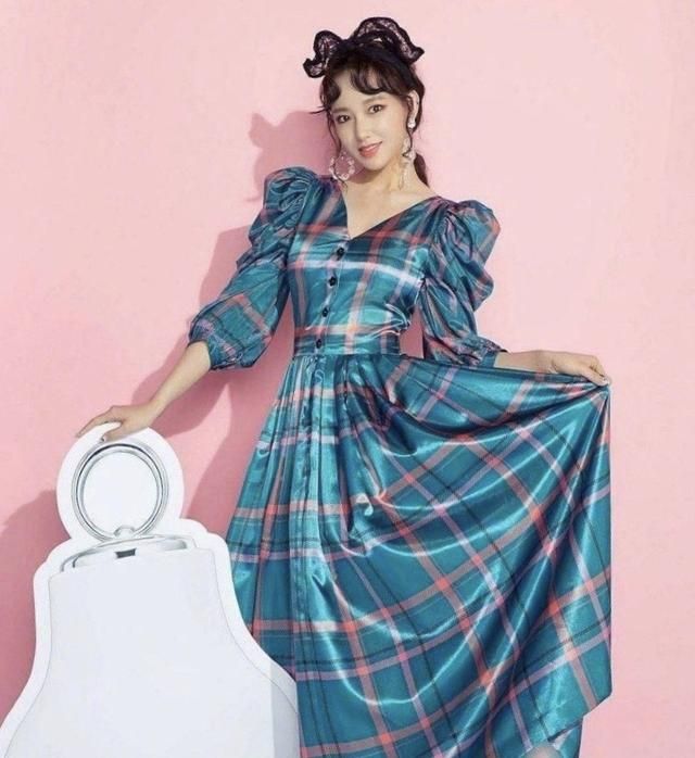 裙子中的一姐——「绸缎裙」，温柔又贵气