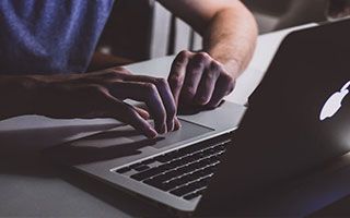 《服装色彩搭配的必会常识都在这里了,快来看看吧!》