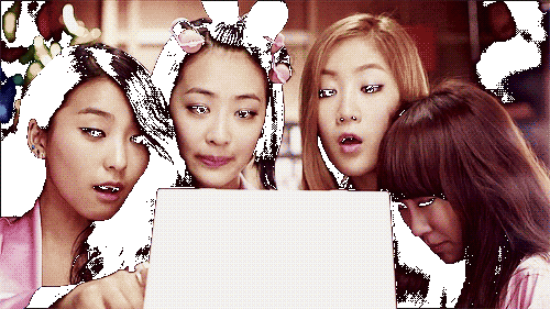 解锁早春N种的穿衣搭配 做个时髦的小姐姐